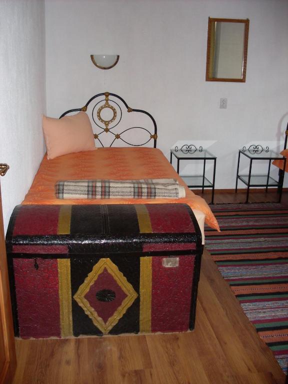 Tsutsovi House Hotel Kalofer Ruang foto