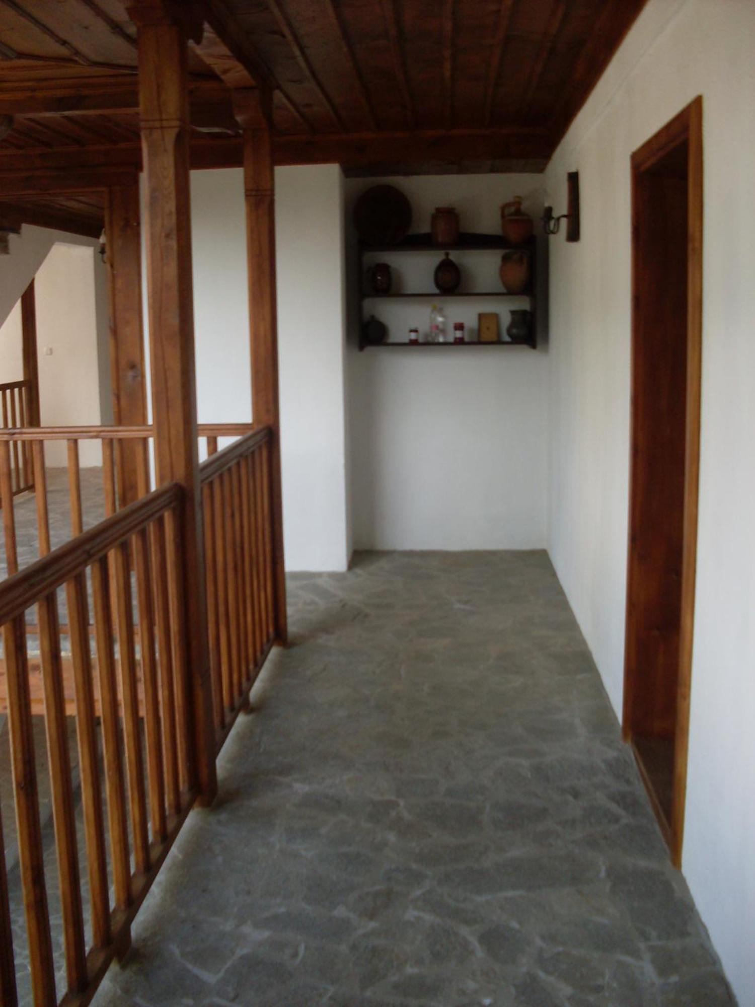 Tsutsovi House Hotel Kalofer Bagian luar foto